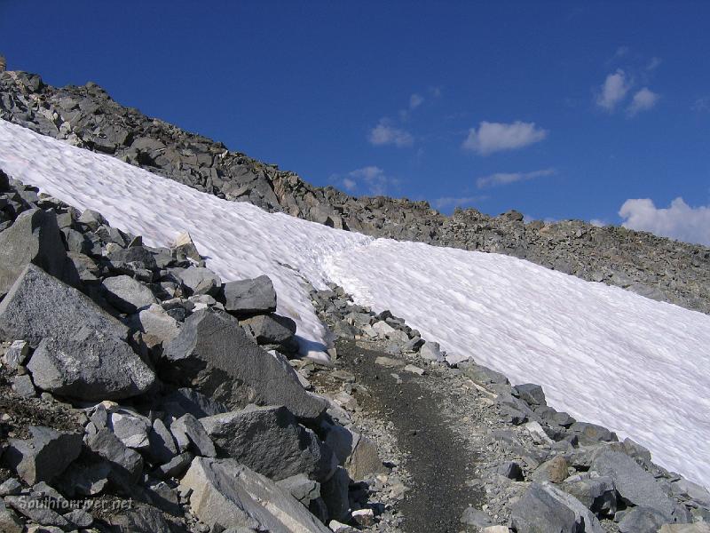 IMG_1641.JPG - Snowfields below Glen Pass on the north