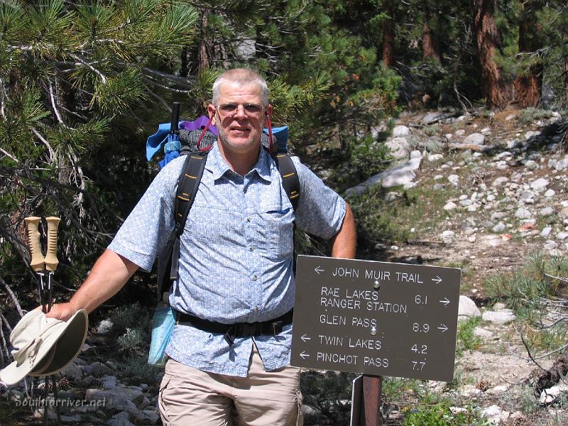 IMG_1661.JPG - Mike at the trail junction to Twin Lakes and Pinchot Pass