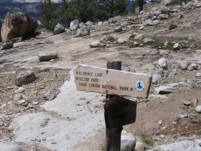 IMG_1780.JPG - The trail to Muir Trail Ranch